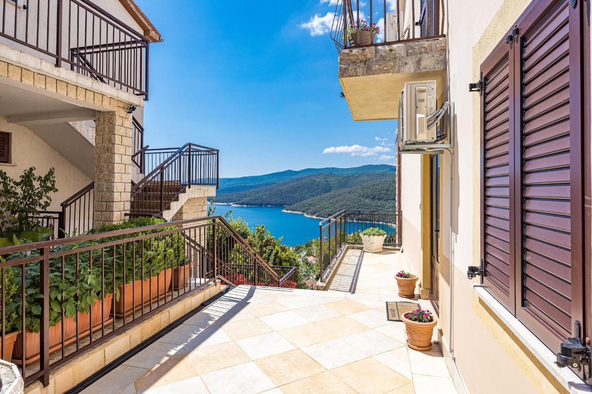 Apartments Lady M Рабац Экстерьер фото
