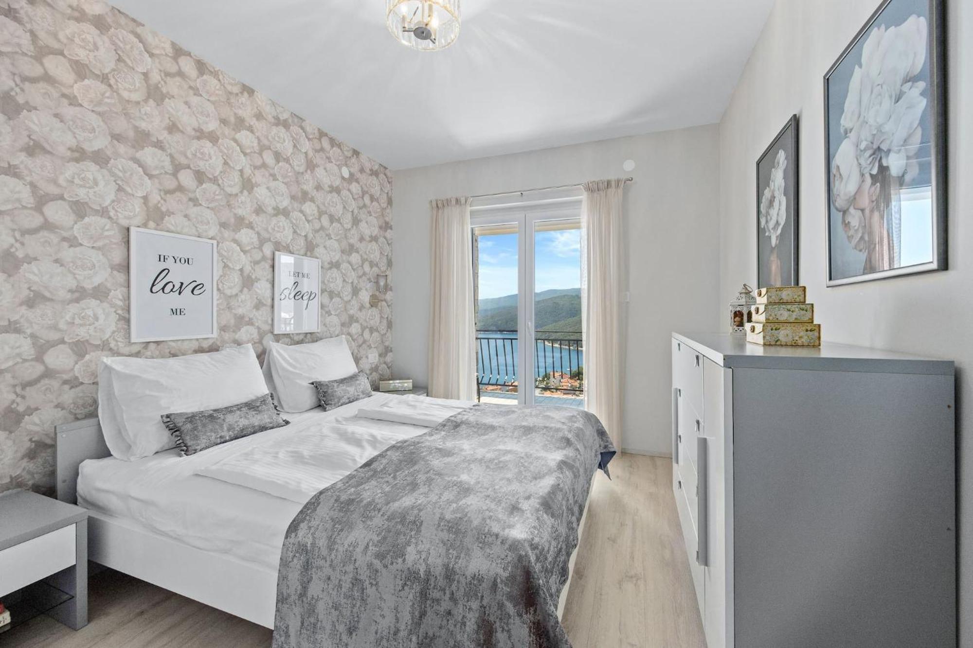 Apartments Lady M Рабац Экстерьер фото