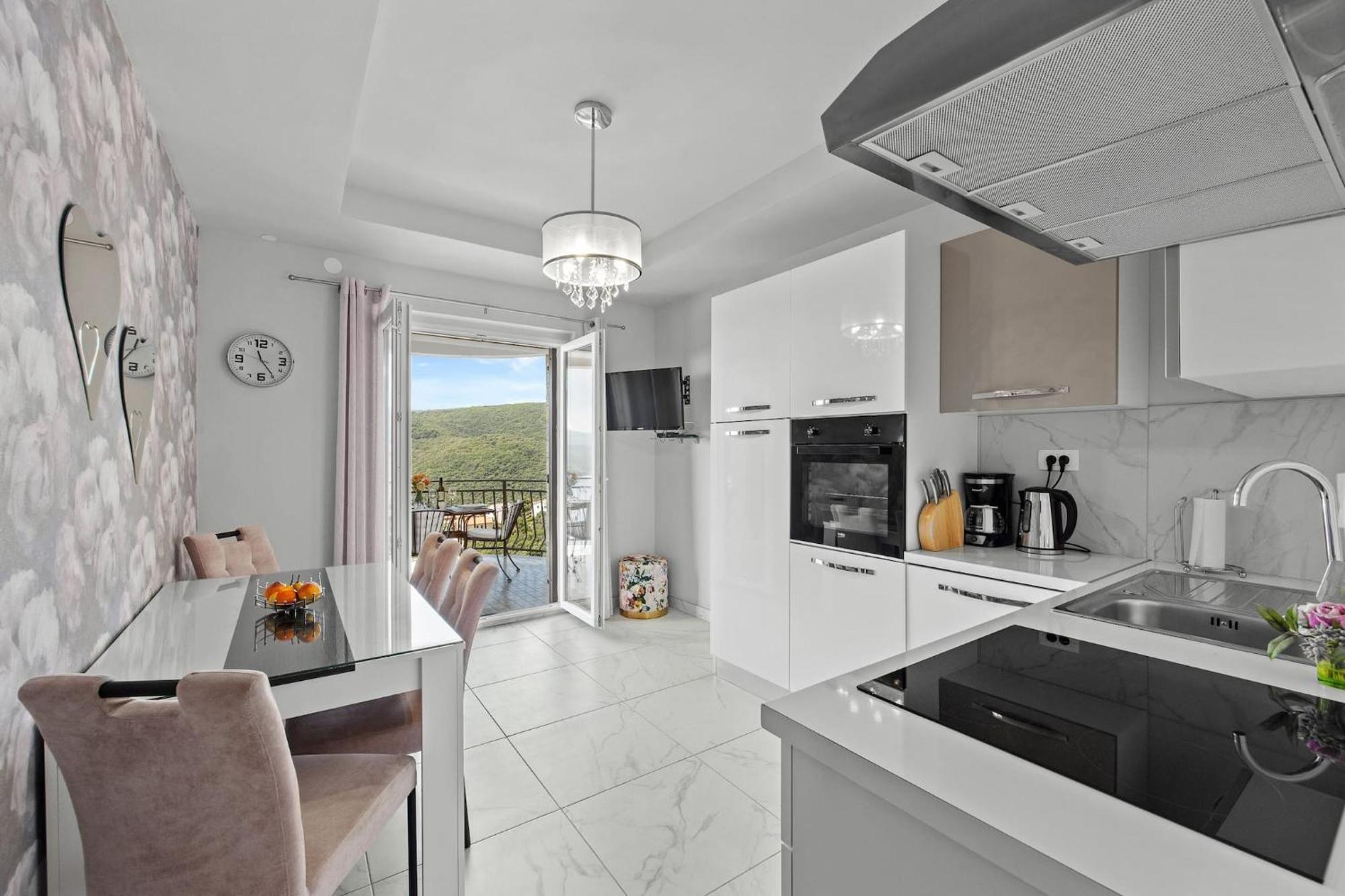 Apartments Lady M Рабац Экстерьер фото